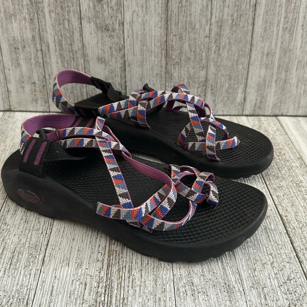 Chaco ZX2 Classic Sandal Women's Toe Loop Purple Geometric Print